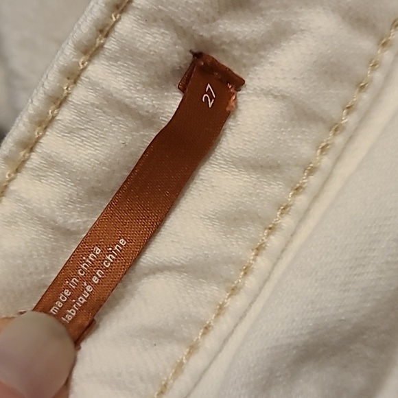 Anthropologie Pilcro Distressed Slim Denim Shorrs In Ivory Size 27 - Picture 4 of 5